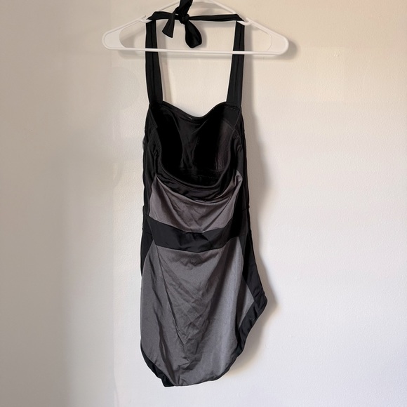 Boden Black Gray Color Block Halter One Piece Swimsuit - Picture 5 of 5